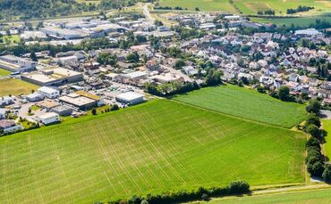 Luftbild: Mahdäcker III; Leutenbach-Nellmersbach, 23.06.2022.