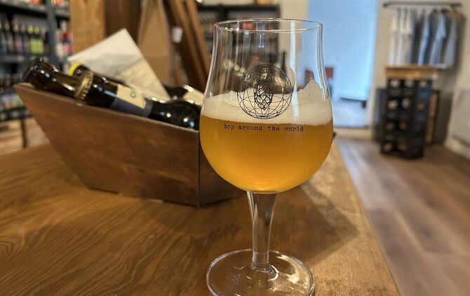 Bier Vanessa Pantoudis Ludiwgsburg Hop around the World