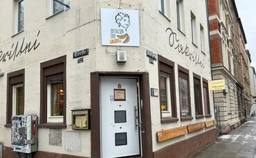 Patacon Obi Restaurant Afrikanisches Essen