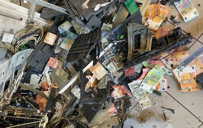 Automat Geldautomat Sprengung gesprengt LKA Polizei