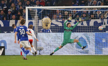 Fußball FC Schalke 04 vs. VfB Stuttgart