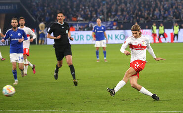 Fußball FC Schalke 04 vs. VfB Stuttgart