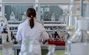 Labor Chemie Analyse Wissenschaft Symbol Symbolfoto Probe Symbolbild