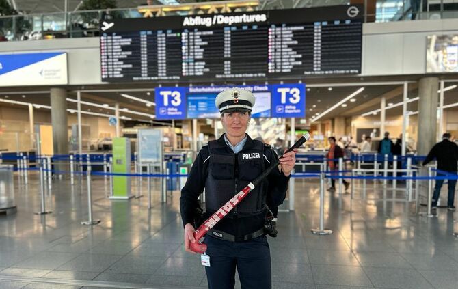 Bianca Castan, Pressesprechering Bundespolizei Flughafen Stuttgart