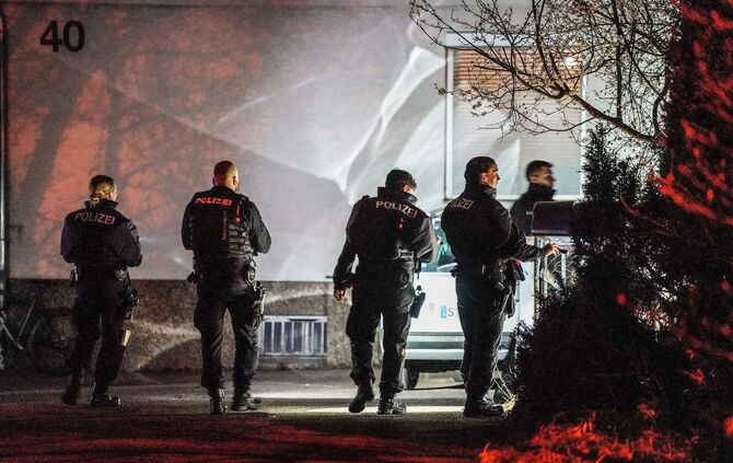 Stuttgart-Zuffenhausen: Person angeschossen - Polizei im Grosseinsatz