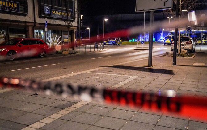 Stuttgart-Zuffenhausen: Person angeschossen - Polizei im Grosseinsatz