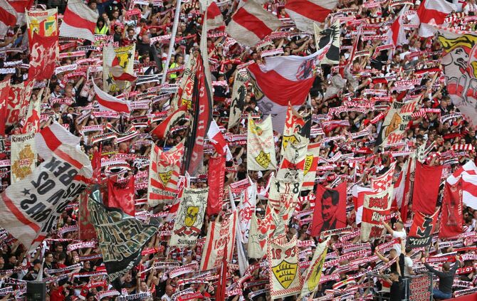 Cannstatter Kurve, Fans, Ultras, VfB-Fans
