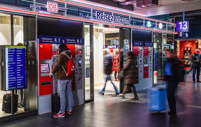Reisezentrum im Hbf Berlin
