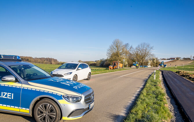 Radfahrerin tödlich verletzt bei Unfall, K1846, Leutenbach-Nellmersbach - Erbstetten, 04.04.2023.