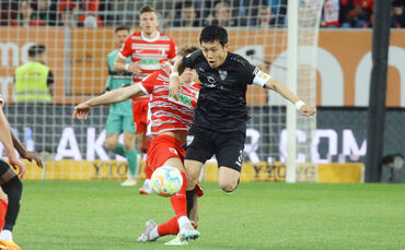Fußball FC Augsburg vs. VfB Stuttgart