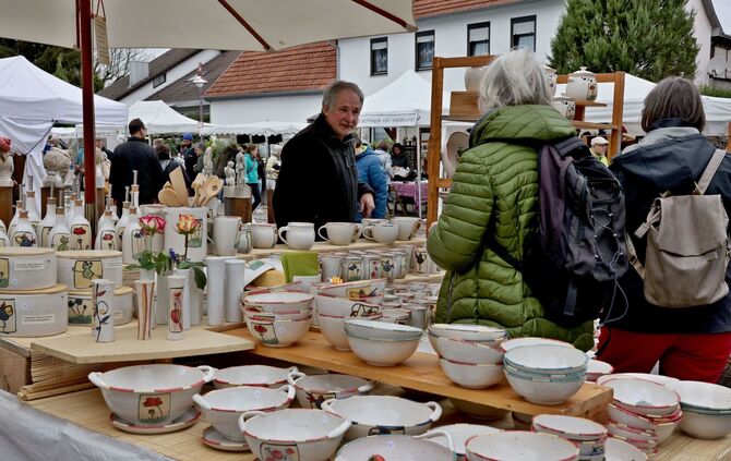 Remstäler Töpfermarkt in Urbach: Neue Aussteller und beliebte
