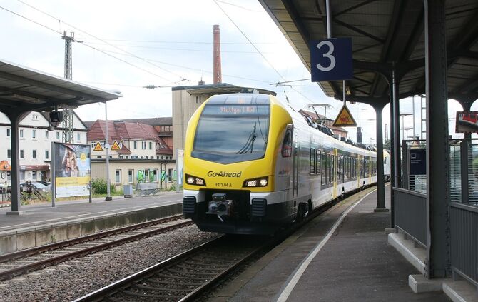 schorndorf Go-Ahead rb13 regionalbahn regio symbol symbolbild symbolfoto