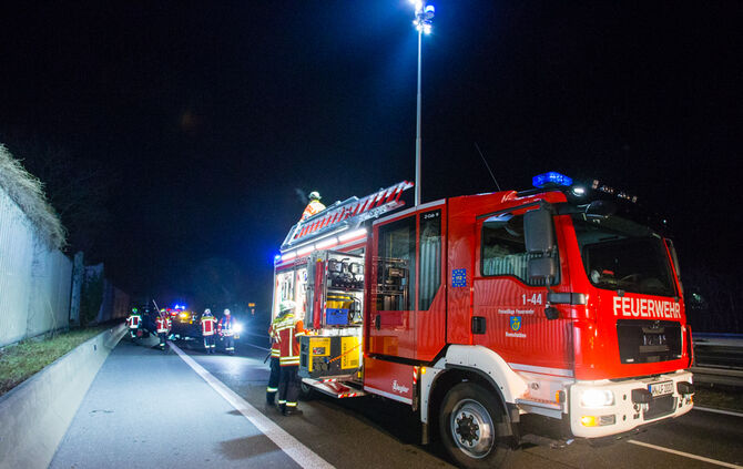 B29 - Auto überschlägt sich - Bild 03_3