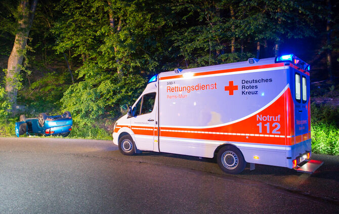 Frau bei Unfall leicht verletzt - Bild 04_2