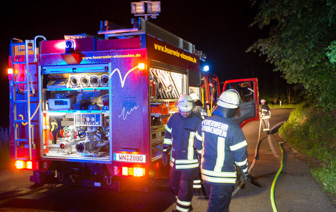 Frau bei Unfall leicht verletzt - Bild 11_8