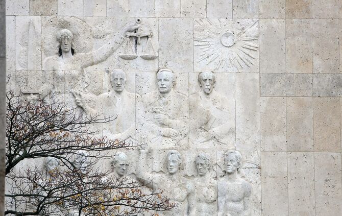 Landgericht Stuttgart Symbolbild_0