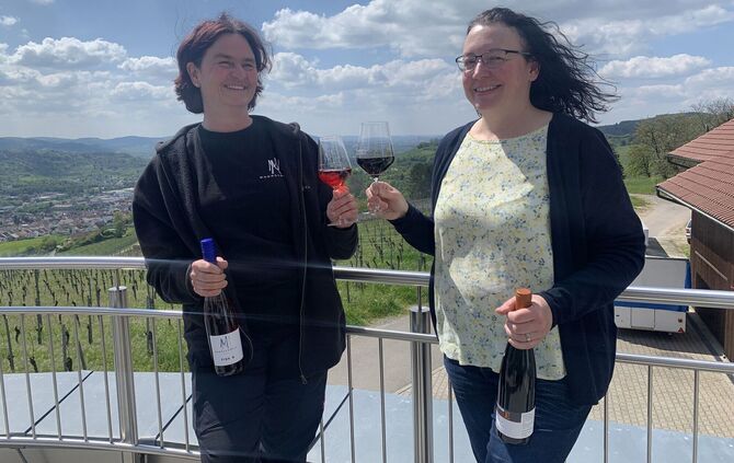 Wengerterinnen Martina Mannschreck  und Nina Mayerle