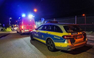 Esslingen: Person im Neckar wird durch die Feuerwehr gerettet