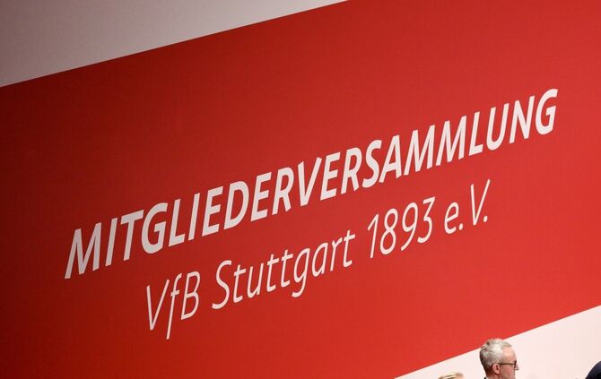 Mitgliederversammlung des VfB Stuttgart in der Porsche-Arena