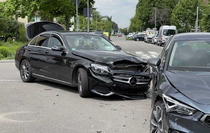 Fellbach Auto brennt Beytekin