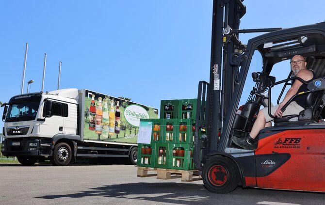 Lkw Fahrer Bittenfelder Fruchtsäfte Petershans