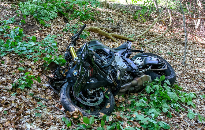 Unfall, L1147, Schorndorf Richtung Oberberken, 14.06.2023.
