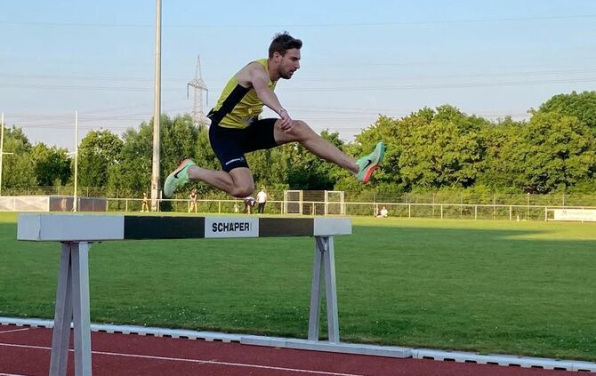 leichtathletik-nachwuchstalente-k-mpfen-in-weinstadt-um-den