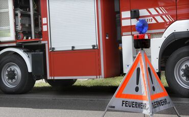 Symbolfotofeuerwehr2_0