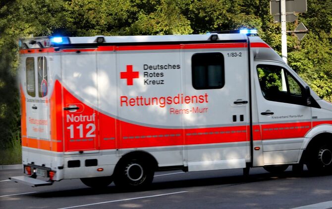 Rettungswagen Symbol_0