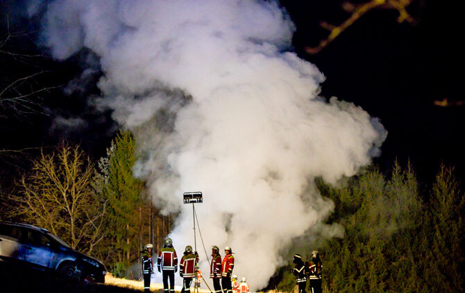 Schuppen fängt Feuer - Bild 11_11