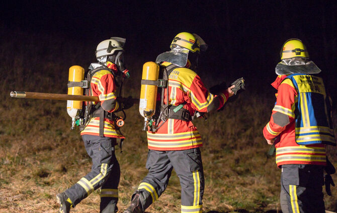 Schuppen fängt Feuer - Bild 18_17
