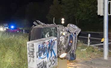 Schwerer Unfall auf der Kreuzung L1115 / Schöntaler Str., Aspach, 10.07.2023.