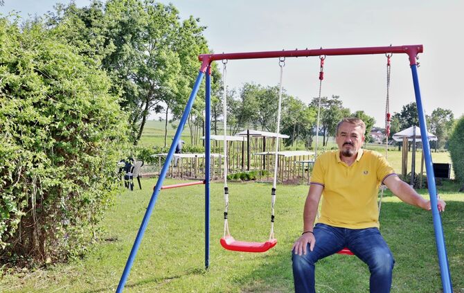 Streit zwischen GVV und Pächter um Schaukel in Schwaikheimer Garten