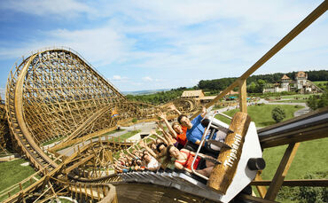 Tripsdrill Mammut Achterbahn Symbolbild