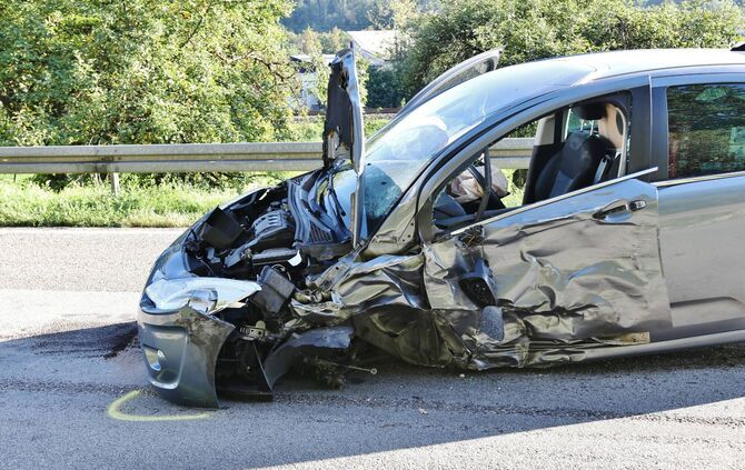 Crash auf der Landstraße bei Lorch - Wilhelmstraße gesperrt - Mehrere Verletzte