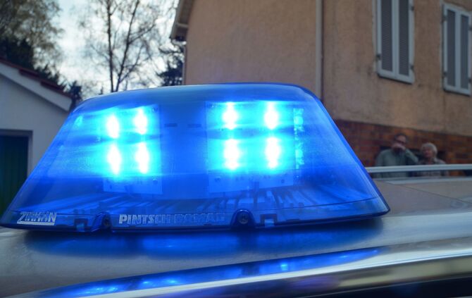 Blaulicht Polizei Streifenwagen Symbol Symbolbild Symbolfoto