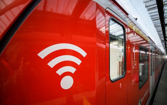 WLAN Bahn S-Bahn Stuttgart KEIN SYMBOL_0