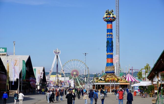 Wasen, Cannstatter Volksfest, Stuttgart, Volksfest, Bad Cannstatt, Fruchtsäule