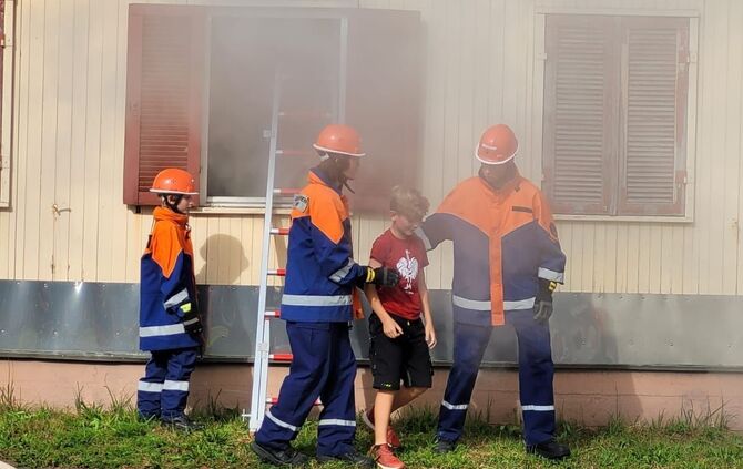 Feuerwehr Übung Käsfest