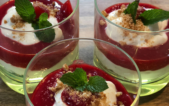 Himbeer-Cheesecake im Glas