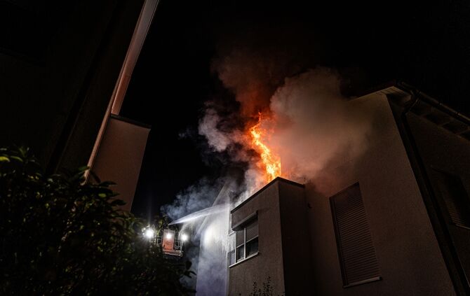 Zimmerbrand in der Reußensteinstraße, 70736 Fellbach,
