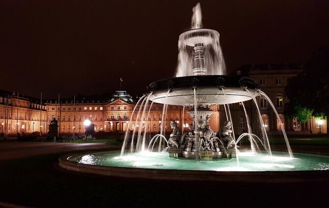 Wer nachts unterwegs ist und sich unsicher fühlt, findte verschiedene Zufluchtsorte in Stuttgart.
