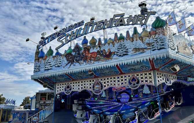 Wasen Stuttgart Volksfest Frühlingsfest Cannstatt Cannstatter Petersburger SChlittenfahrt