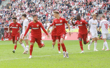 Fußball  FC Köln vs. VfB Stuttgart