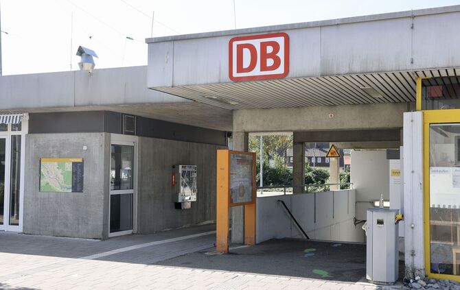 Bahnhof Plüderhausen