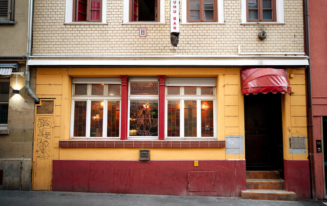 Wieder Licht in der Uhu-Bar: Gerade wird das legendäre Altstadtlokal zum Neustart umgebaut. Wieder Licht in der Uhu-Bar: Gerade