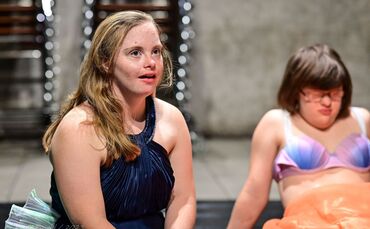 GAME 4 Theaterbühne