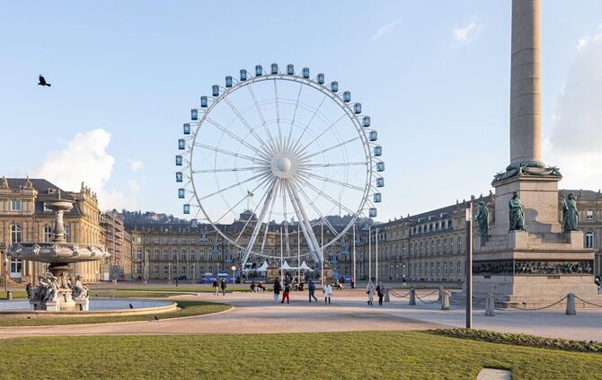 Sky Lounge Wheel Stuttgart Riesenrad Pressefoto