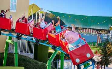 01_lldr_peppa_pig_park_papa_wutz_achterbahn