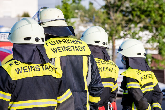 Unfall mit Traktor, Grunbacherstr., Weinstadt-Großheppach, 24.04.2020.
